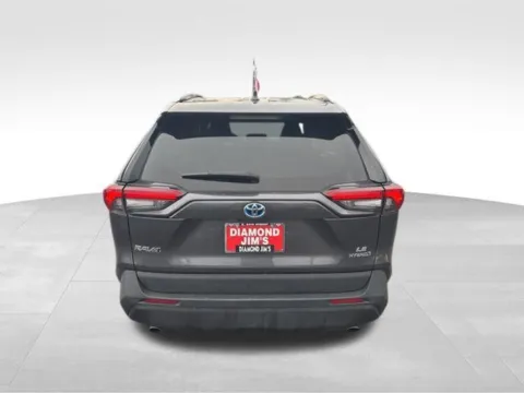 More photos of 2022 Toyota RAV4 Hybrid LE at Diamond Jim's Motor Cars, WI