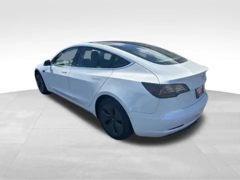 More photos of 2019 Tesla Model 3 Standard Range Plus at Diamond Jim's Motor Cars, WI