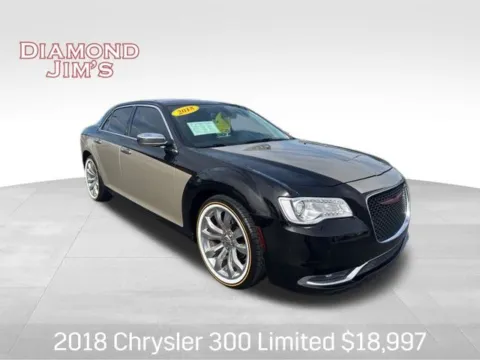Black 2018 Chrysler 300 Limited for sale in Milwaukee, WI