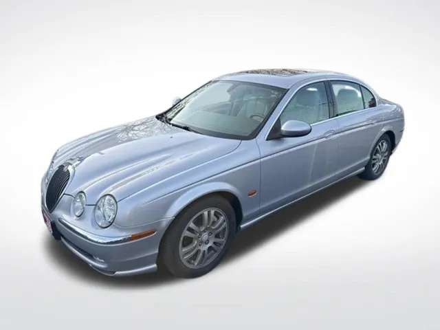 Jaguar S-Type photo 7