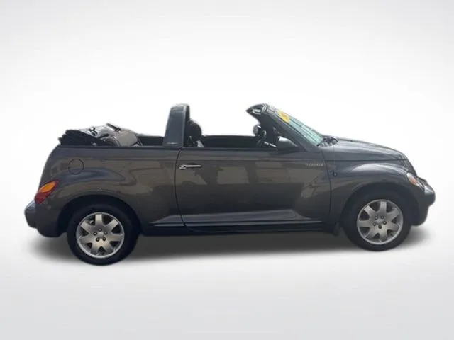 Chrysler PT Cruiser photo 2
