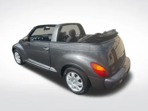 More photos of 2005 Chrysler PT Cruiser Touring at Diamond Jim's Motor Cars, WI