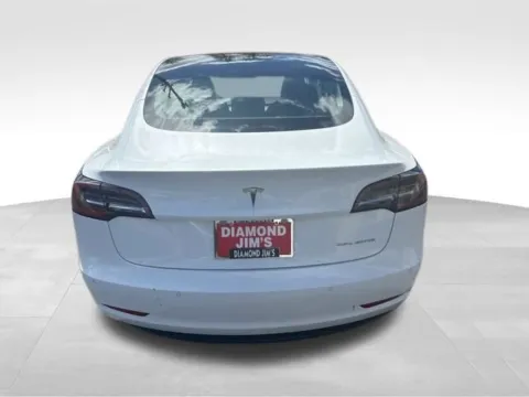 More photos of 2018 Tesla Model 3 Long Range at Diamond Jim's Motor Cars, WI
