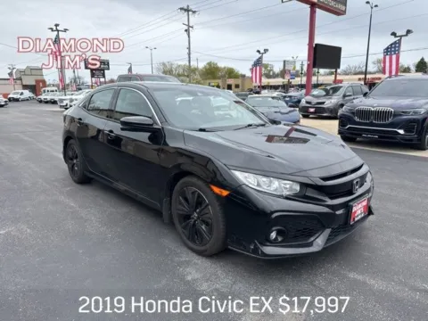 Black 2019 Honda Civic EX for sale in Milwaukee, WI