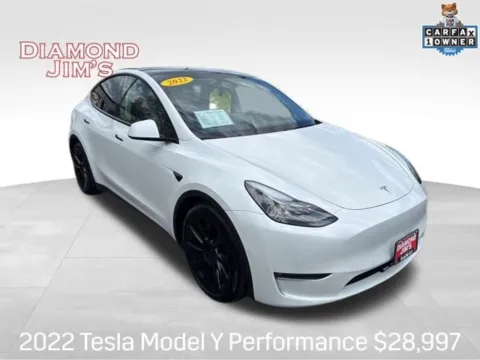 White 2022 Tesla Model Y Performance for sale in Milwaukee, WI