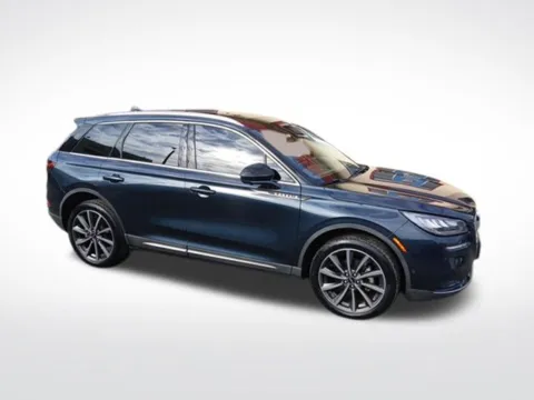 Another view of 2020 Lincoln Corsair Reserve for sale in Milwaukee, WI at Diamond Jim's Motor Cars