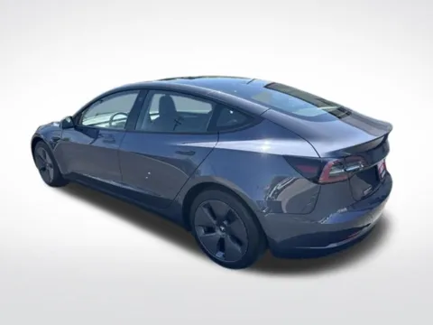More photos of 2022 Tesla Model 3 Long Range at Diamond Jim's Motor Cars, WI