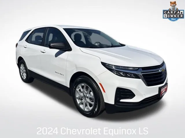 White 2024 Chevrolet Equinox LS for sale in Milwaukee, WI