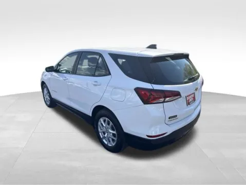 More photos of 2024 Chevrolet Equinox LS at Diamond Jim's Motor Cars, WI