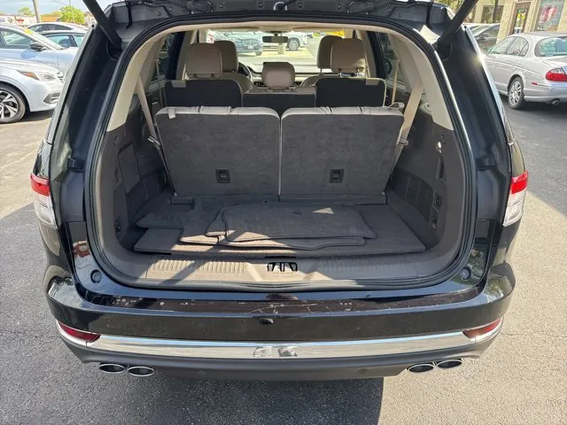 Lincoln Aviator photo 17