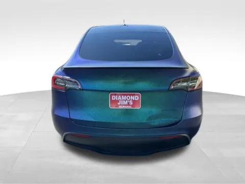 More photos of 2022 Tesla Model Y Performance at Diamond Jim's Motor Cars, WI