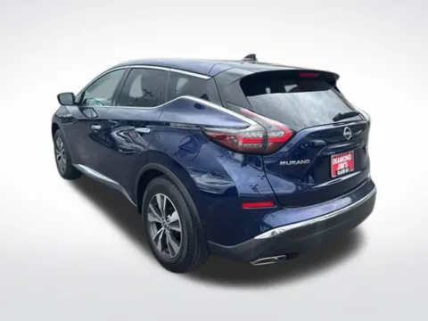 More photos of 2023 Nissan Murano S at Diamond Jim's Motor Cars, WI