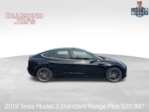 Black 2019 Tesla Model 3 Standard Range Plus for sale in Milwaukee, WI