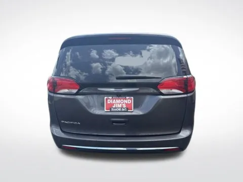 More photos of 2019 Chrysler Pacifica Touring Plus at Diamond Jim's Motor Cars, WI