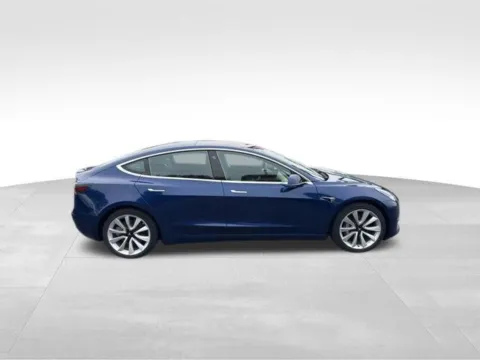 Photos of 2018 Tesla Model 3 Long Range for sale in Milwaukee, WI at Diamond Jim's Motor Cars