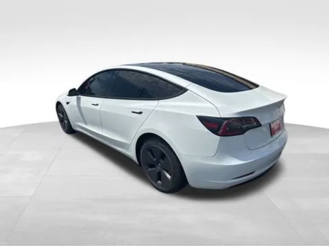 More photos of 2023 Tesla Model 3 at Diamond Jim's Motor Cars, WI