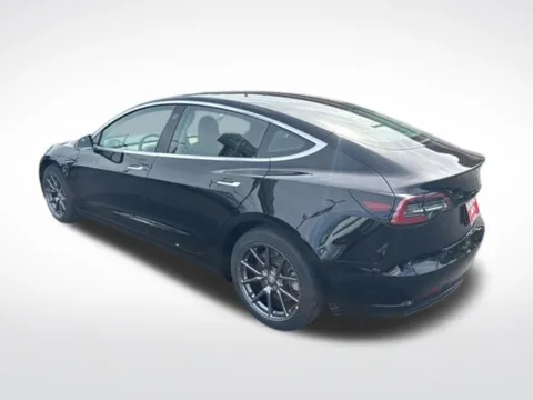 More photos of 2019 Tesla Model 3 Standard Range Plus at Diamond Jim's Motor Cars, WI