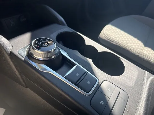 Ford Escape photo 31
