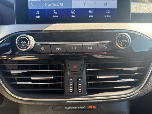 Ford Escape photo 28