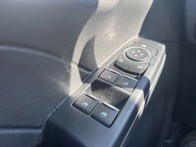 Ford Escape photo 25