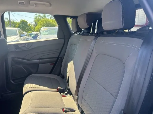 Ford Escape photo 12