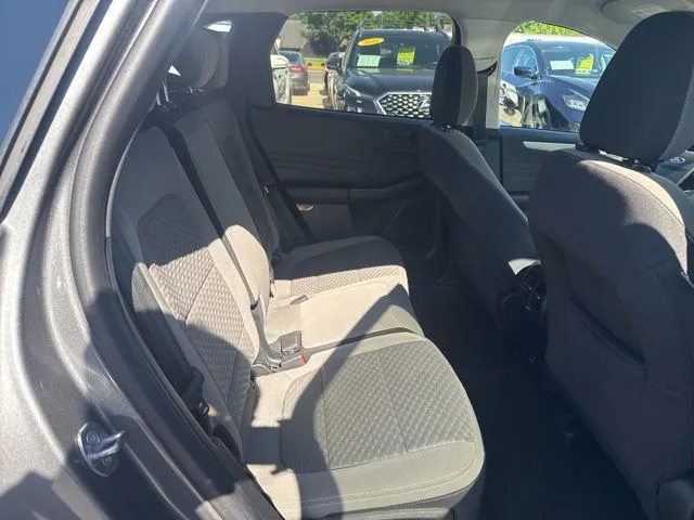 Ford Escape photo 17
