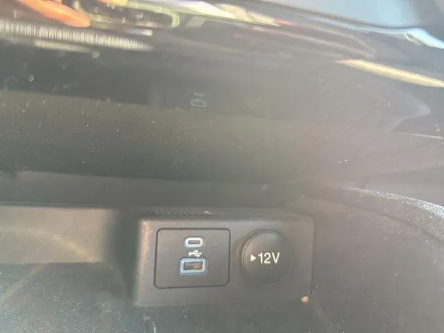 Ford Escape photo 30