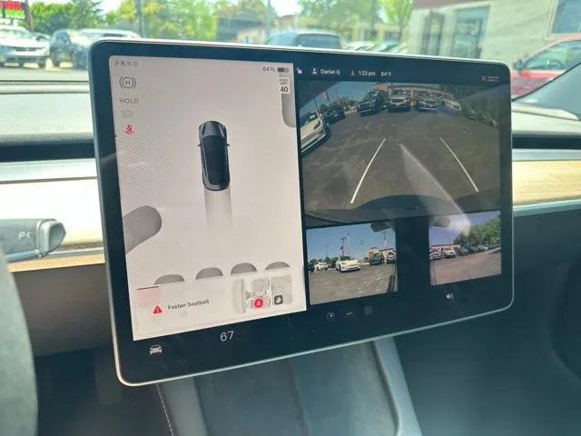 Tesla Model 3 photo 14