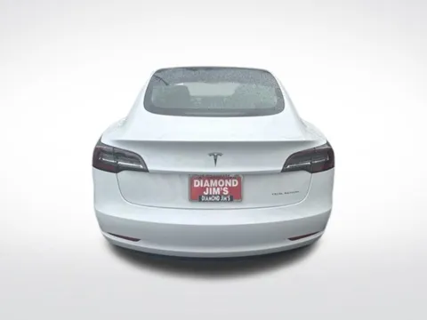 More photos of 2020 Tesla Model 3 Long Range at Diamond Jim's Motor Cars, WI