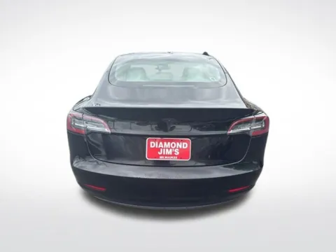 More photos of 2021 Tesla Model 3 Standard Range Plus at Diamond Jim's Motor Cars, WI