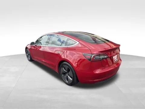 More photos of 2018 Tesla Model 3 Long Range at Diamond Jim's Motor Cars, WI