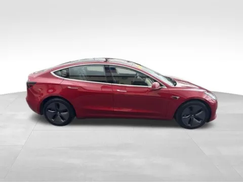 Photos of 2018 Tesla Model 3 Long Range for sale in Milwaukee, WI at Diamond Jim's Motor Cars