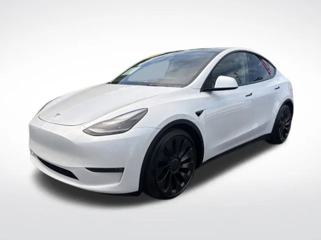 Tesla Model Y photo 7