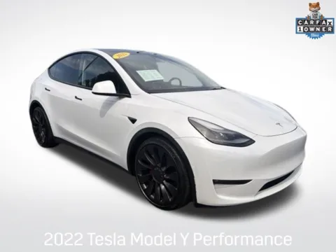 White 2022 Tesla Model Y Performance for sale in Milwaukee, WI