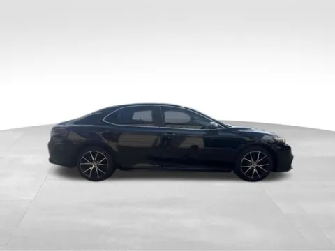 Photos of 2022 Toyota Camry SE for sale in Milwaukee, WI at Diamond Jim's Motor Cars