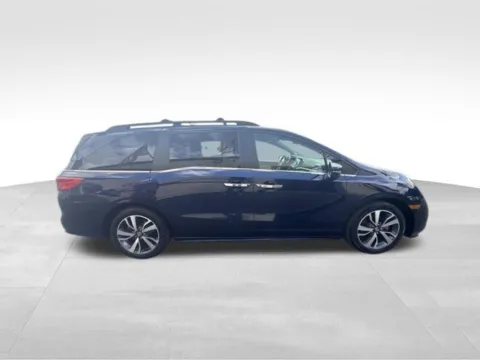 Photos of 2021 Honda Odyssey Touring for sale in Milwaukee, WI at Diamond Jim's Motor Cars