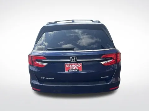 More photos of 2021 Honda Odyssey Touring at Diamond Jim's Motor Cars, WI