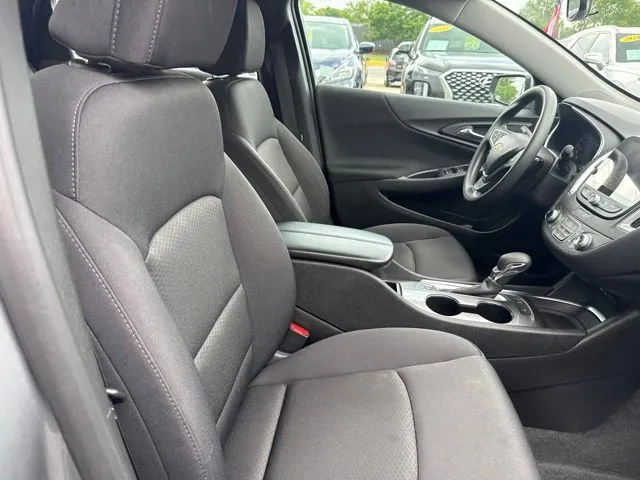 Chevrolet Malibu photo 20