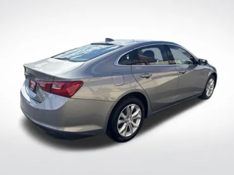 Another view of 2021 Chevrolet Malibu LT for sale in Milwaukee, WI at Diamond Jim's Motor Cars