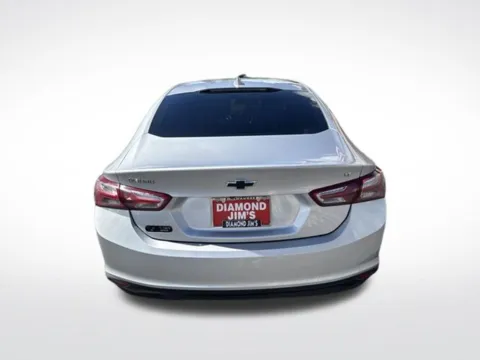 Another view of 2021 Chevrolet Malibu LT for sale in Milwaukee, WI at Diamond Jim's Motor Cars