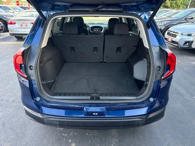 GMC Terrain photo 18