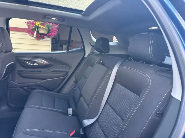 GMC Terrain photo 14