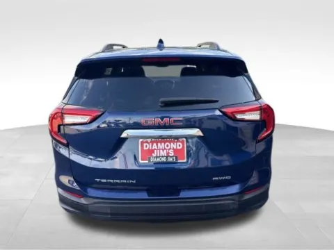 More photos of 2022 GMC Terrain SLE at Diamond Jim's Motor Cars, WI