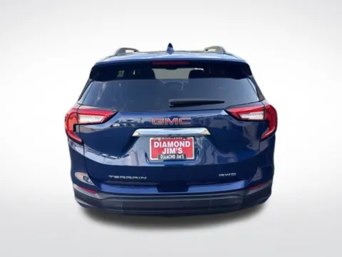 More photos of 2022 GMC Terrain SLE at Diamond Jim's Motor Cars, WI