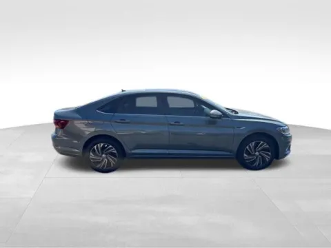 Photos of 2019 Volkswagen Jetta SEL Premium for sale in Milwaukee, WI at Diamond Jim's Motor Cars