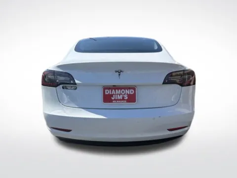 More photos of 2021 Tesla Model 3 Standard Range Plus at Diamond Jim's Motor Cars, WI
