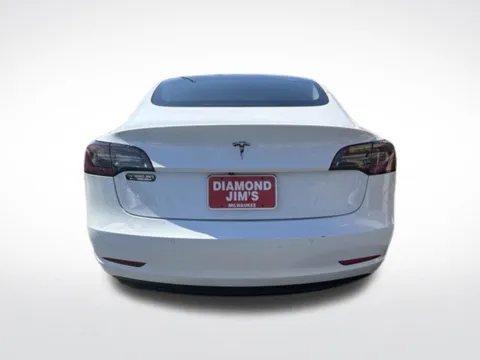 More photos of 2021 Tesla Model 3 Standard Range Plus at Diamond Jim's Motor Cars, WI