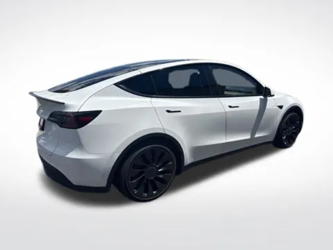 Another view of 2022 Tesla Model Y Performance for sale in Milwaukee, WI at Diamond Jim's Motor Cars