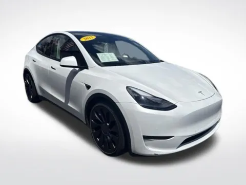 White 2022 Tesla Model Y Performance for sale in Milwaukee, WI