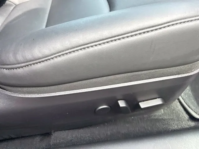 Tesla Model 3 photo 21